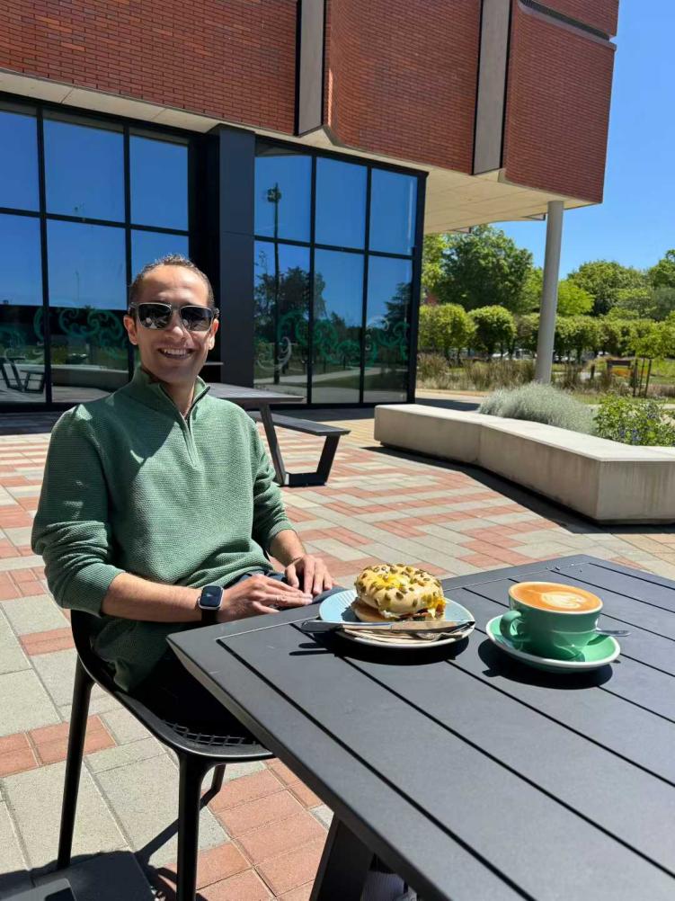 Dr. Mohammad Heydari